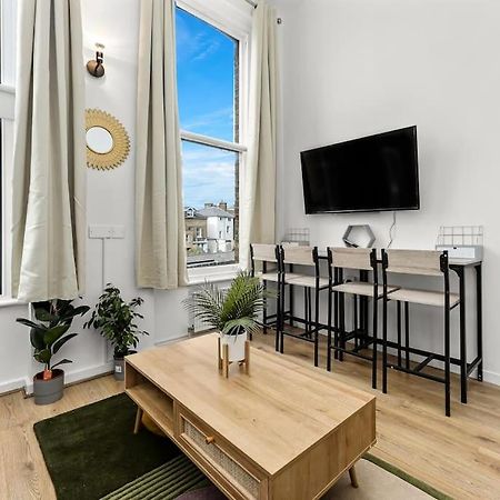 Cosy Place Near Camden Town Лондон Экстерьер фото