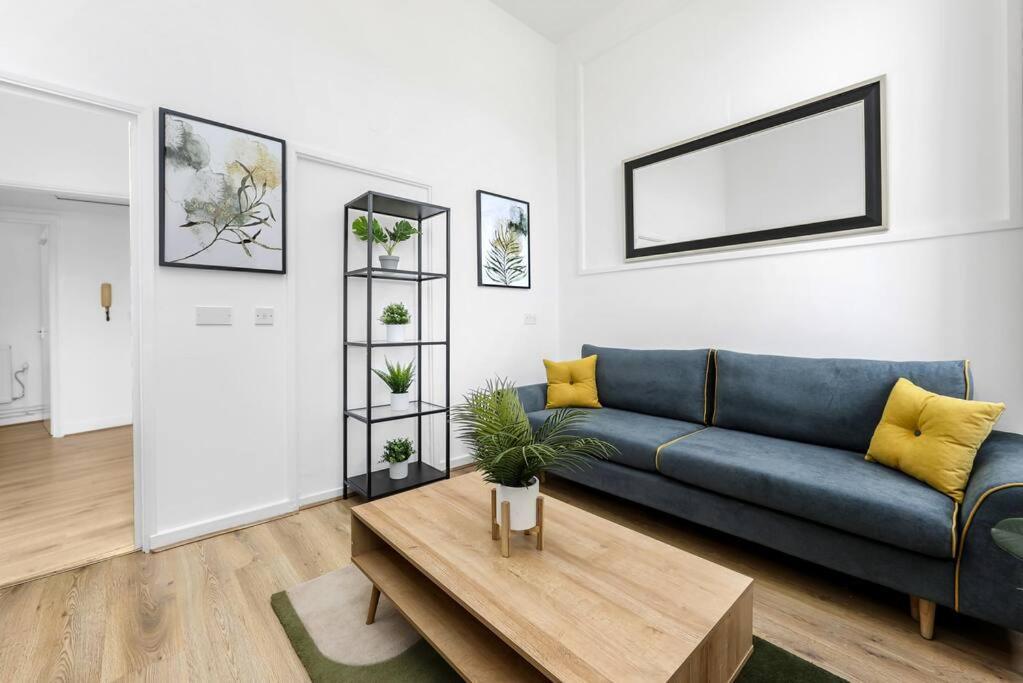 Cosy Place Near Camden Town Лондон Экстерьер фото
