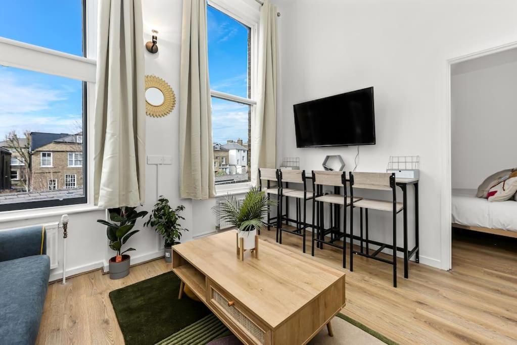 Cosy Place Near Camden Town Лондон Экстерьер фото